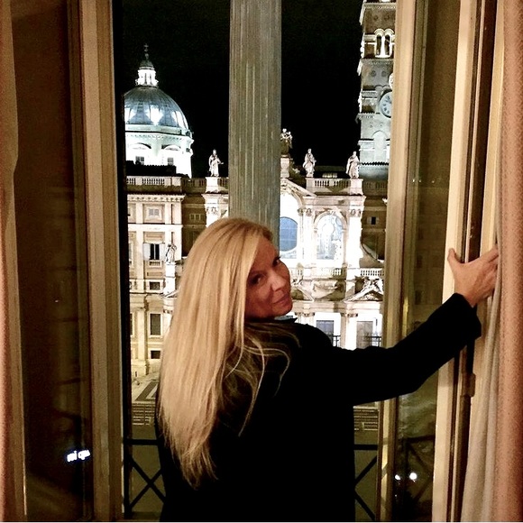 Meet your Posher, Sherry - Picture 1 of 1